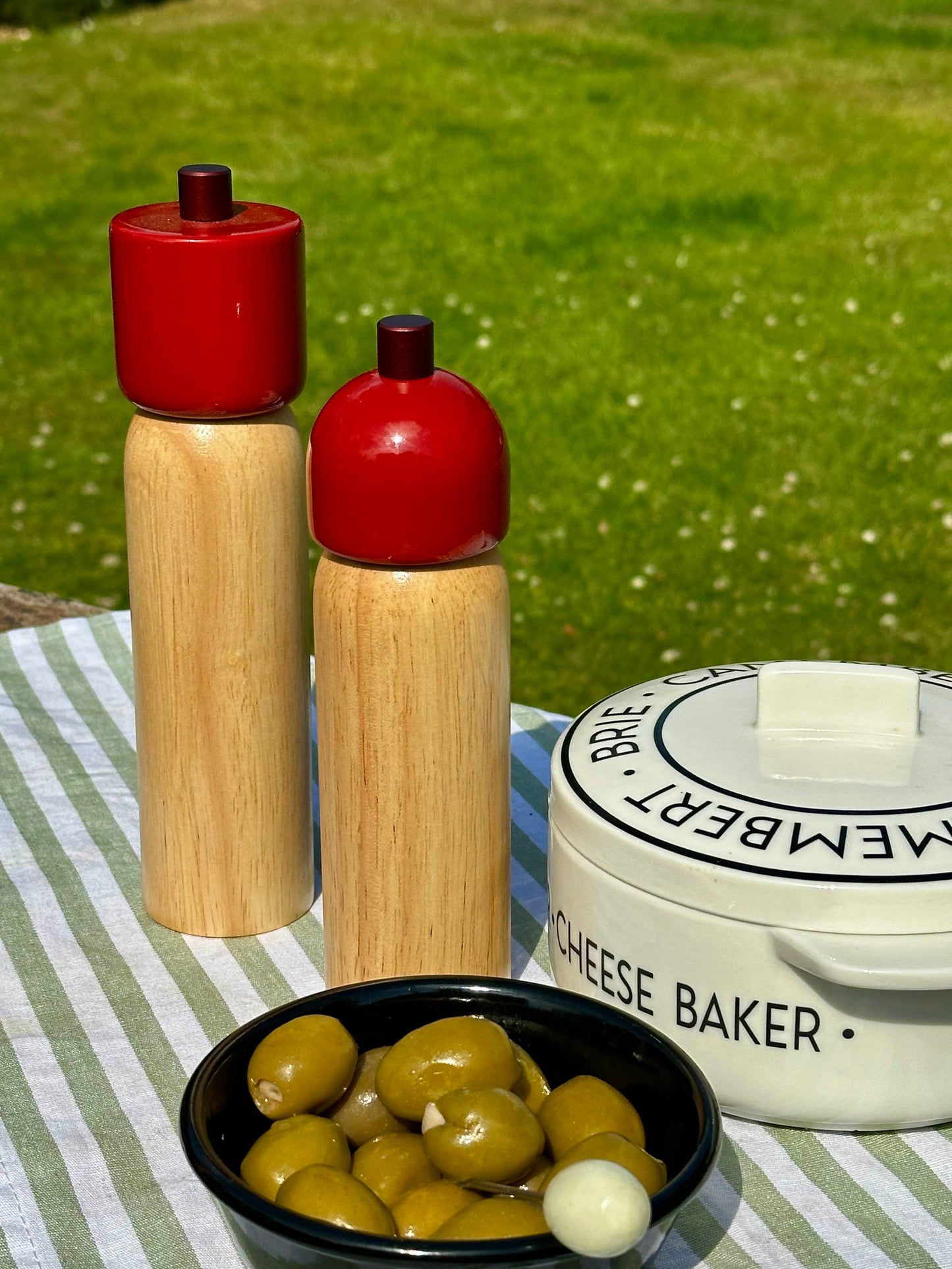 Salt & Pepper Grinder | Natural Wood & Red
