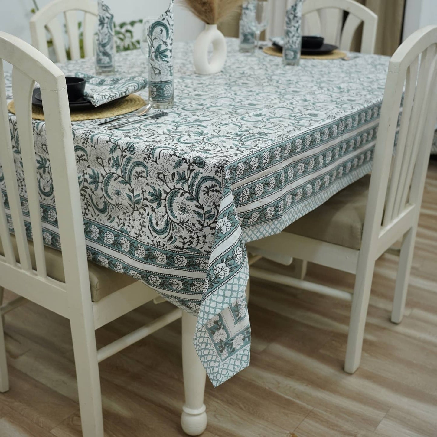 The Aveline Dining Tablecloth