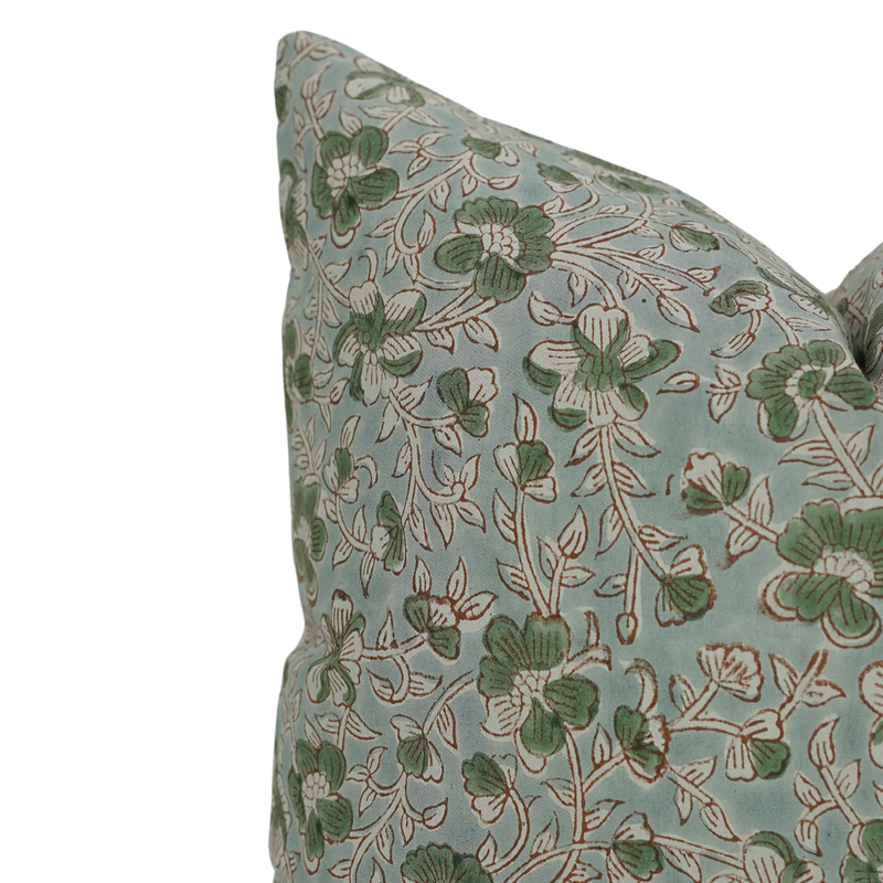 The Clarisse Pillow Cover 22x22